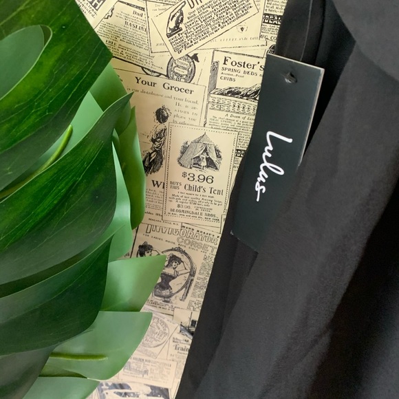 NWT lulus off shoulder black blouse long sleeve XS - Picture 8 of 9